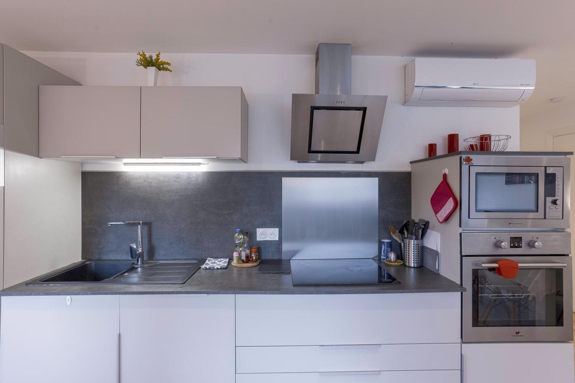 "Casa Nonna" - 16 Mn A Pied Du Palais, Parking Prive, Clim, Ascenseur Lägenhet Cannes Exteriör bild